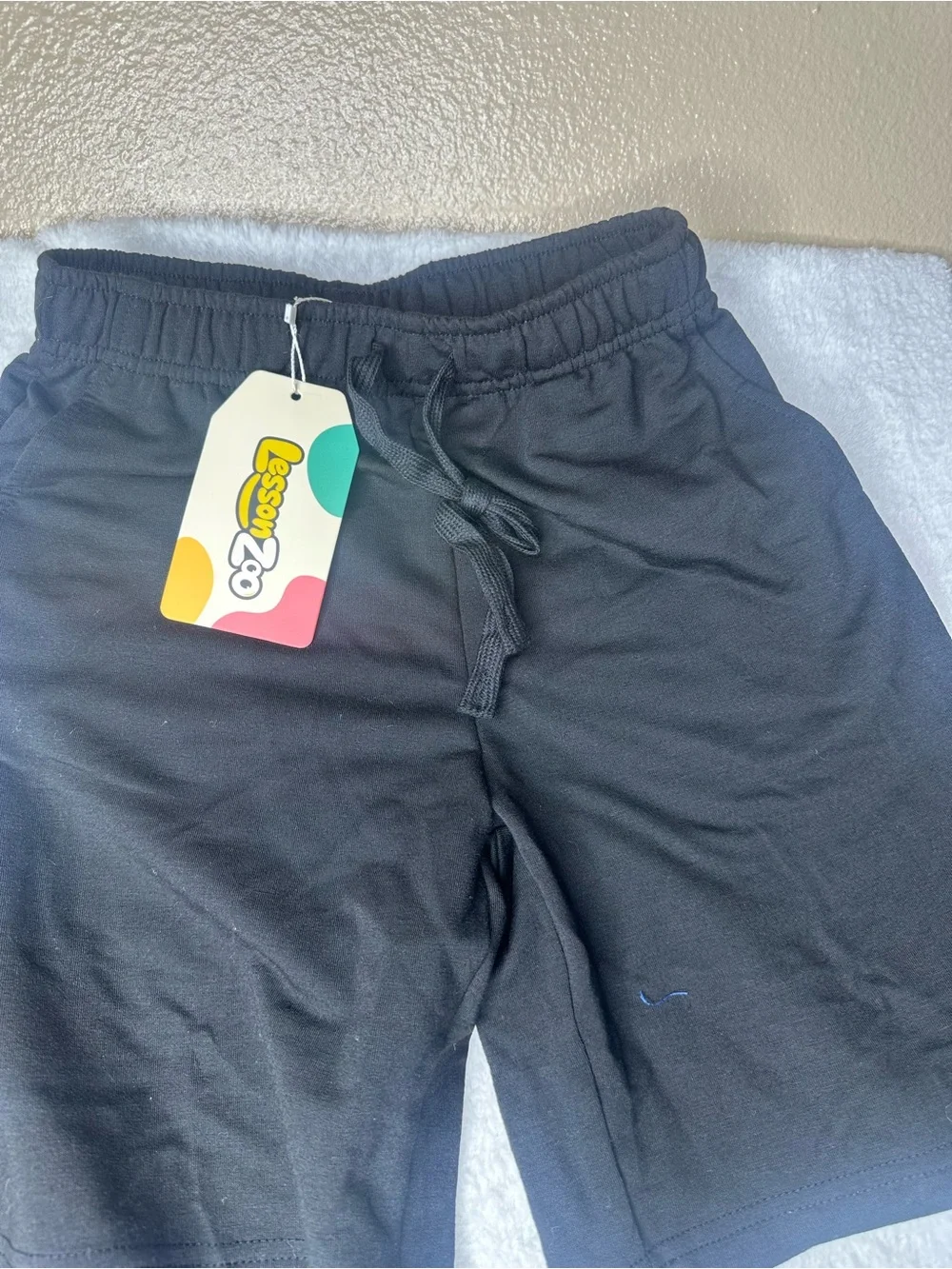 Nike Boys Medium 5-Piece Clothing Bundle Graphic T-Shirts Athletic Shorts Lot